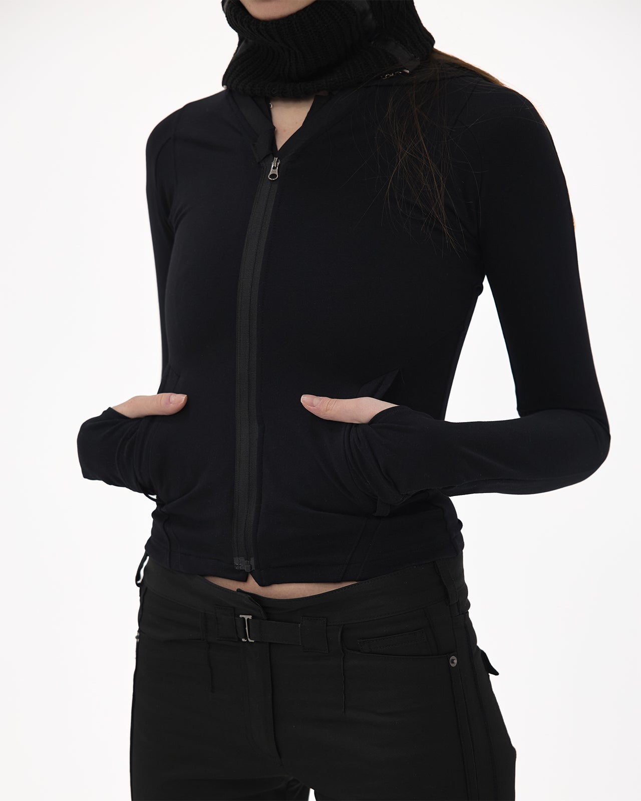 HOODED ZIP TOP
