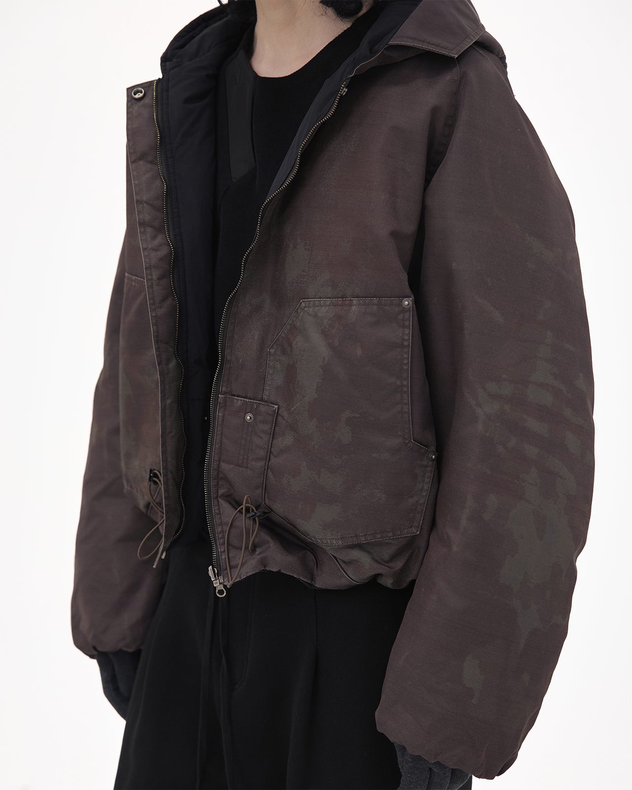 REVERSIBLE DOWN BOMBER