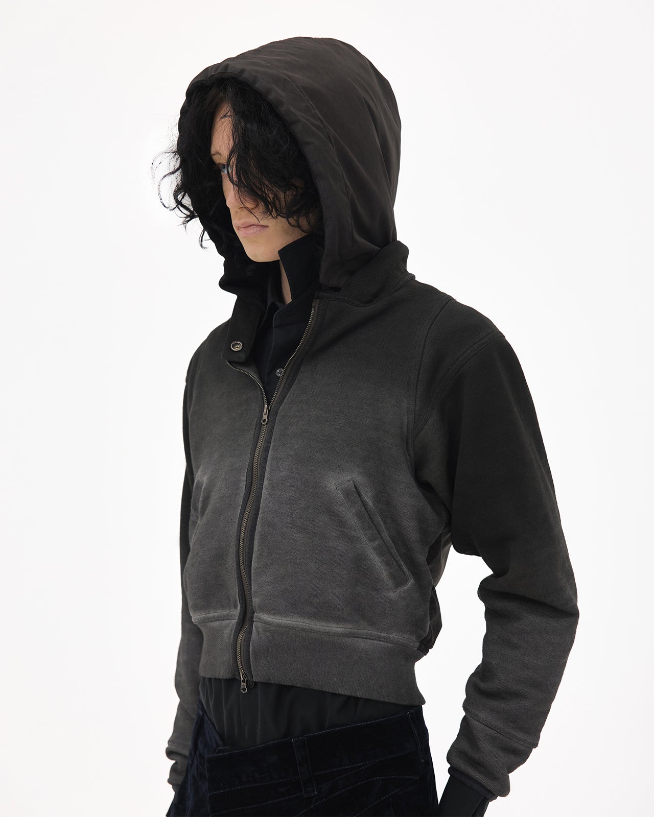 CROPPED ZIP UP HOODIE