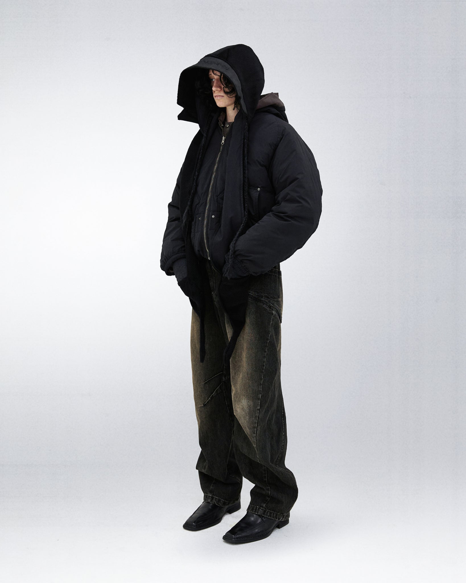 REVERSIBLE DOWN BOMBER