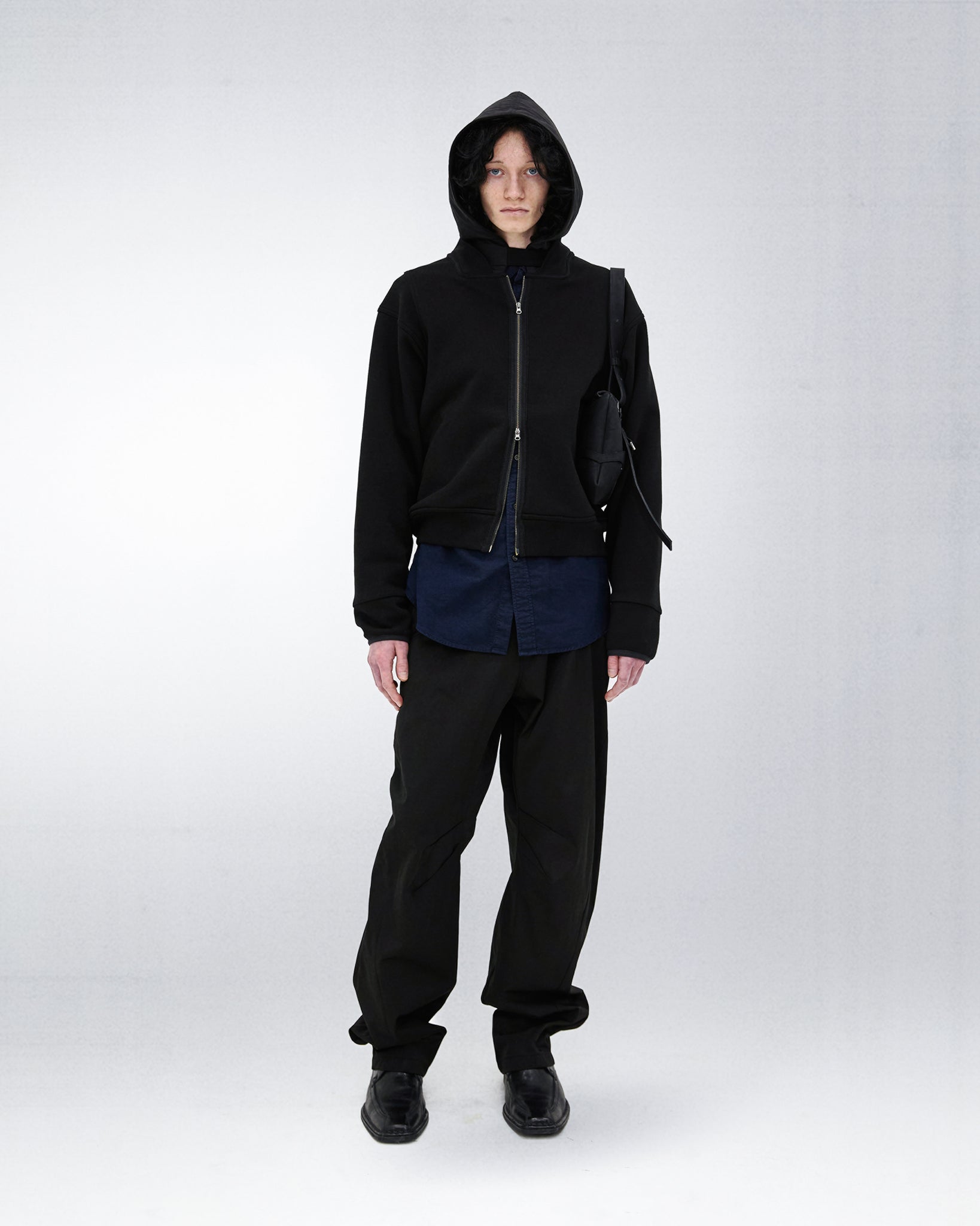 CROPPED ZIP UP HOODIE