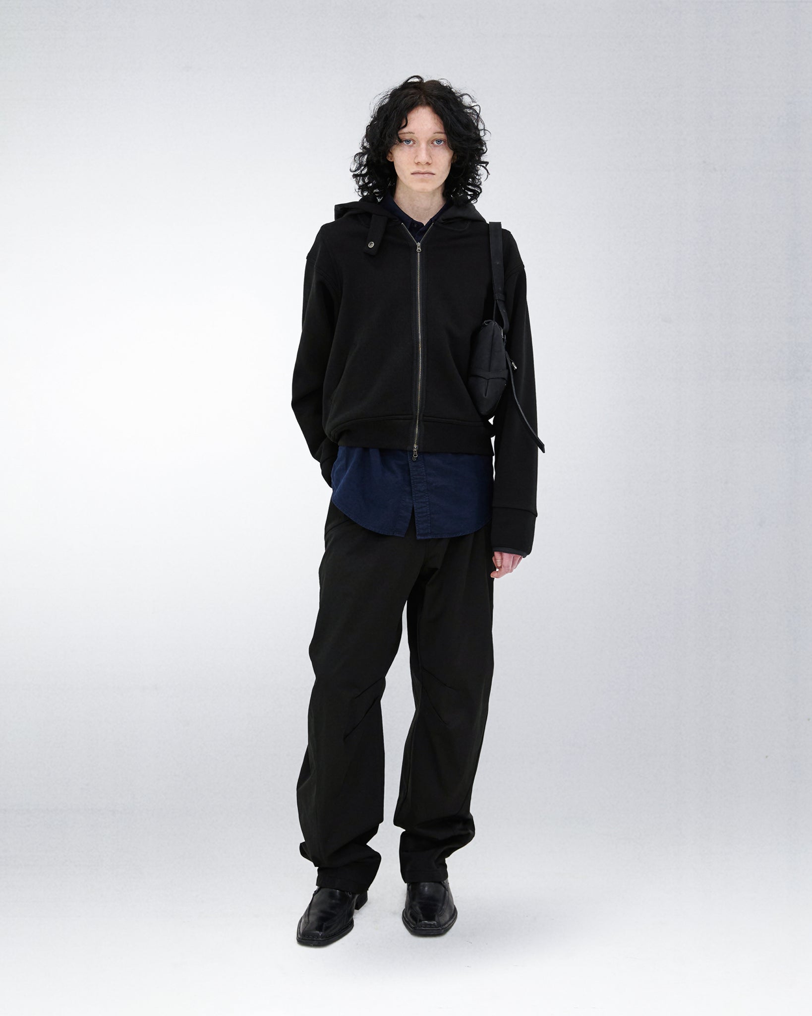 CROPPED ZIP UP HOODIE