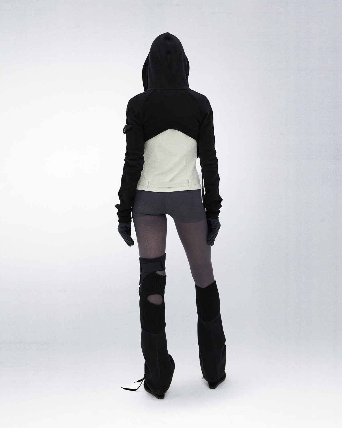 HOODED BOLERO