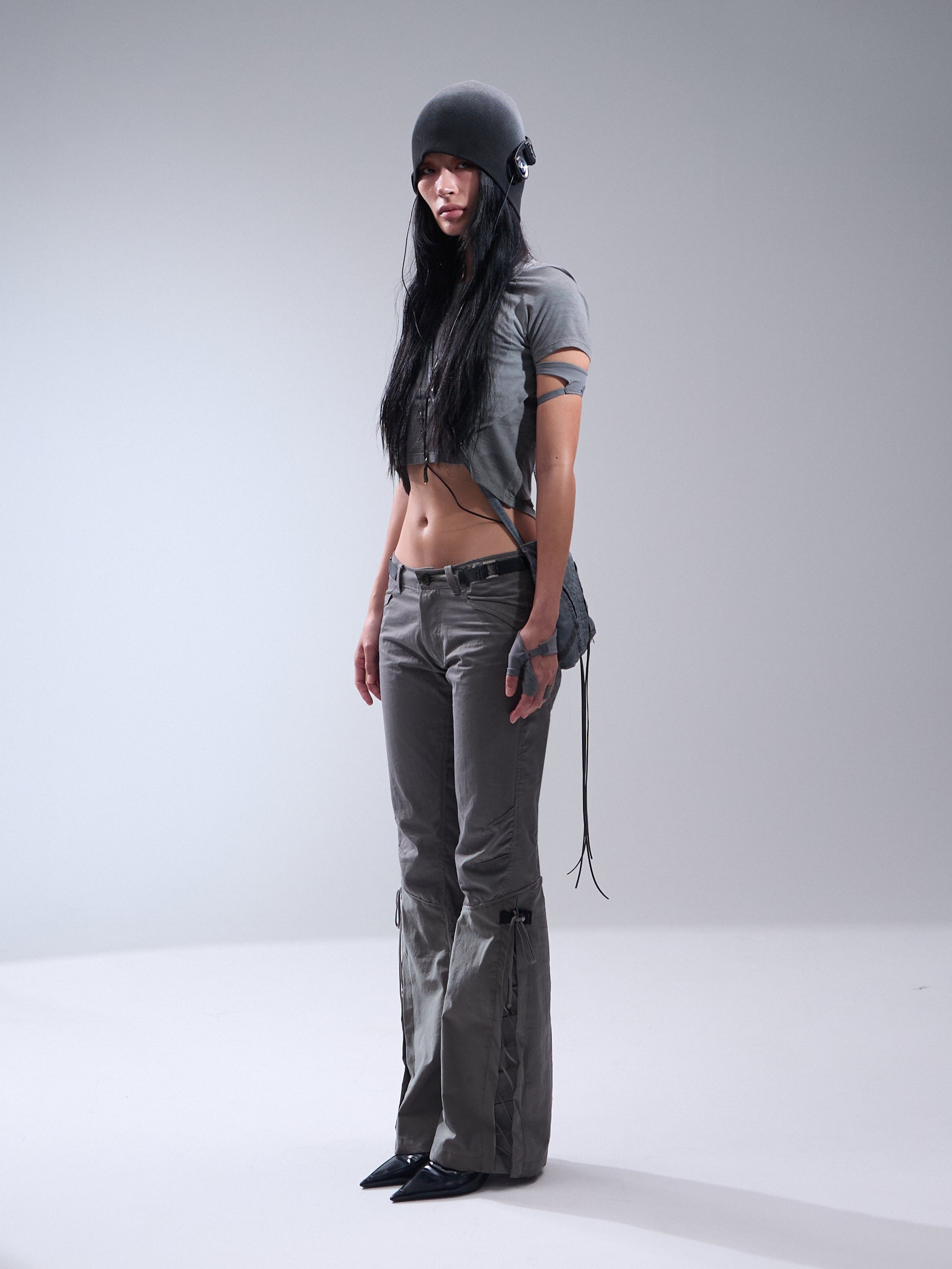 LOW RISE PANTS