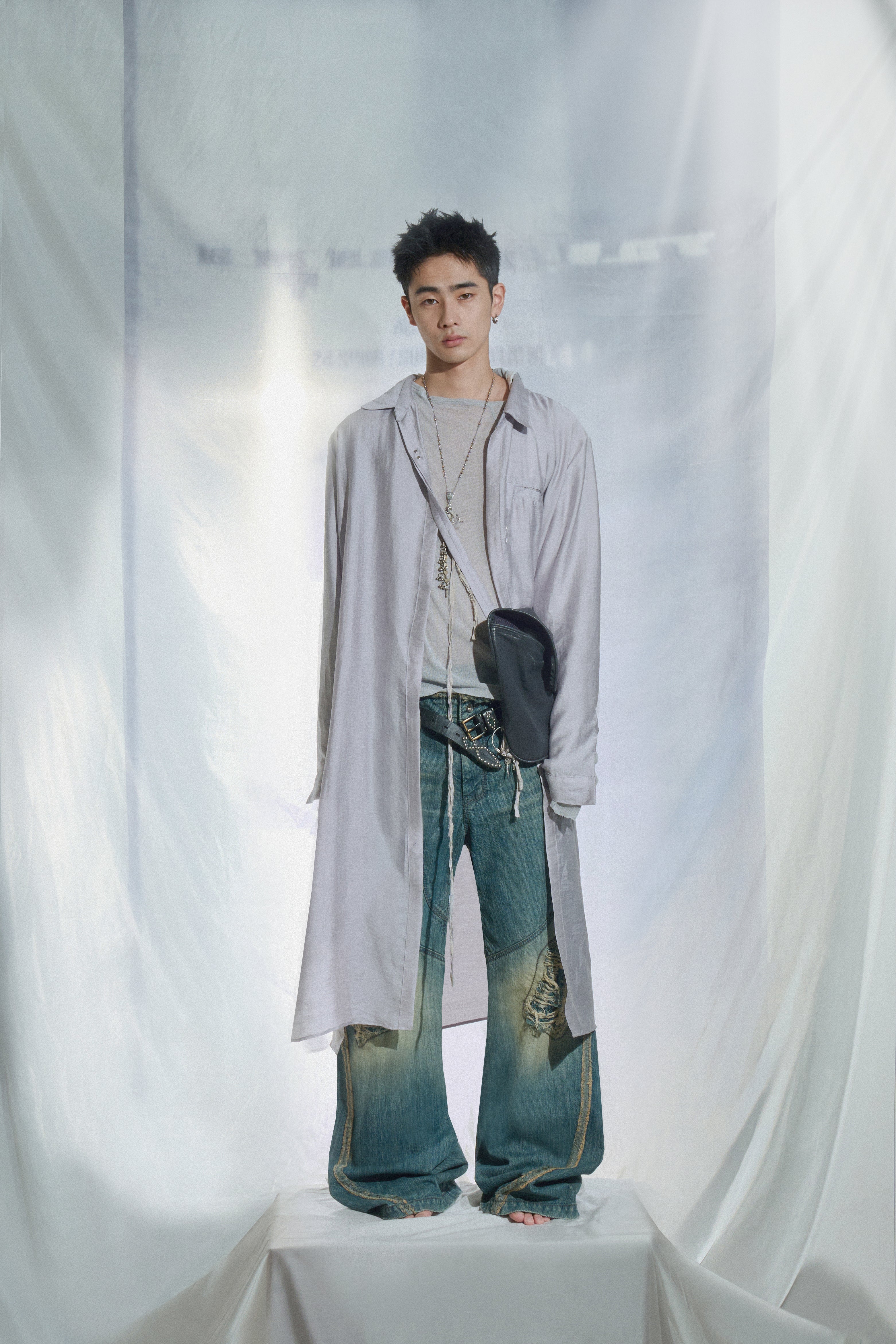 FALTBARES LANGES SHIRT