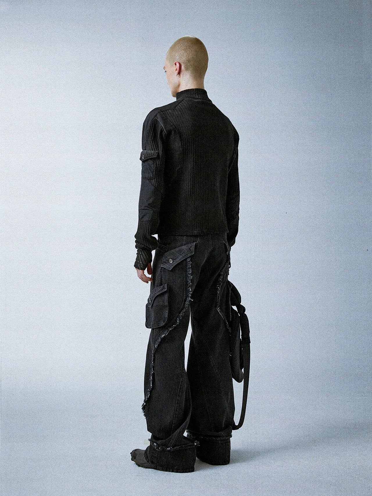 ワイドパンツ – Aesynctx INTL